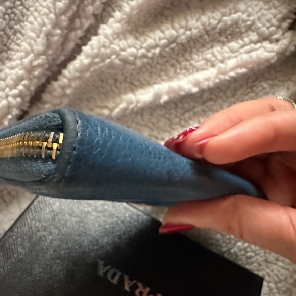 Prada wallet - Picture 6 of 16